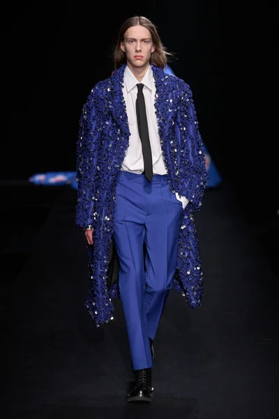 Look 82